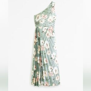 Brand new with tags Sage Green Maxi Dress!